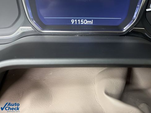 Used 2021 GMC Yukon XL Denali image 17