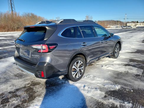 Used 2020 Subaru Outback Touring XT image 5