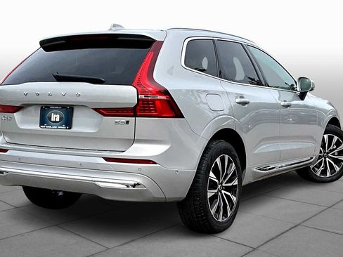 Certified 2023 Volvo XC60 B5 Plus image 12
