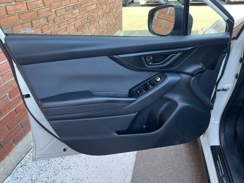 Used 2021 Subaru Crosstrek 2.0i Premium image 22