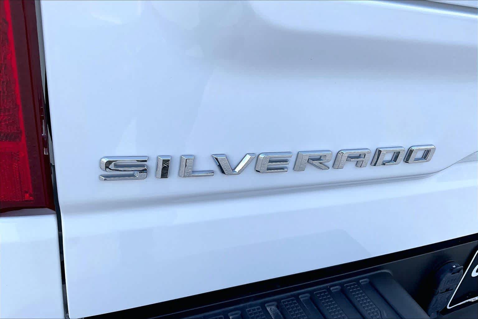Used 2023 Chevrolet Silverado 1500 LT w/ Texas Edition Plus RWD image 10