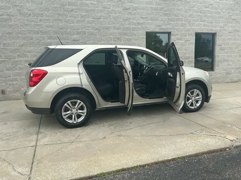 Used 2013 Chevrolet Equinox LS FWD image 10