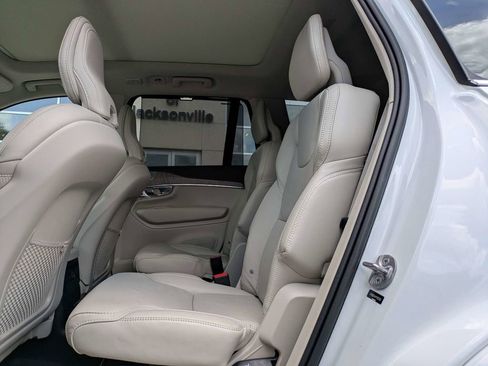Certified 2023 Volvo XC90 T8 Ultimate w/ Protection Package Premier AWD/4WD image 17