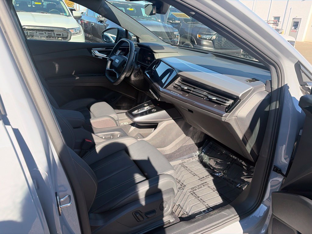 Used 2023 Audi Q4 e-tron Prestige w/ Black Optic Package AWD/4WD image 18