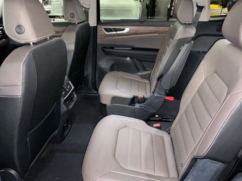 New 2026 Volkswagen Atlas SEL image 21