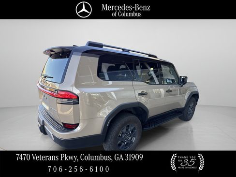 Used 2024 Lexus GX 550 AWD/4WD image 6