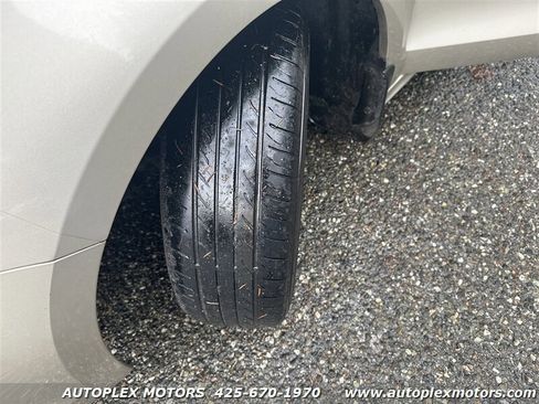 Used 2018 Chevrolet Suburban Premier image 22