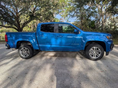 Used 2022 Chevrolet Colorado W/T w/ Custom Special Edition image 10
