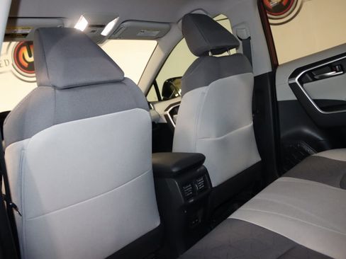 Used 2022 Toyota RAV4 XLE image 53
