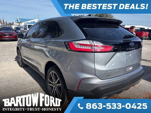 Used 2024 Ford Edge Titanium image 7