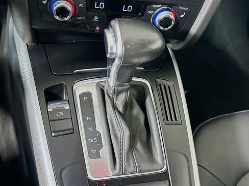 Used 2013 Audi A4 2.0T Premium Plus w/ Premium Plus Pkg image 24