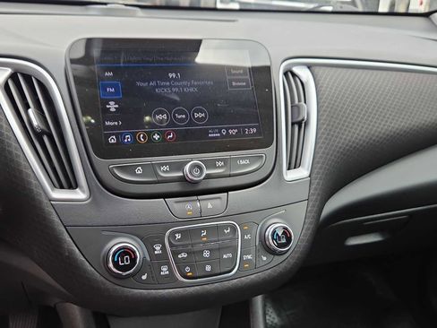 Used 2023 Chevrolet Malibu LT image 25