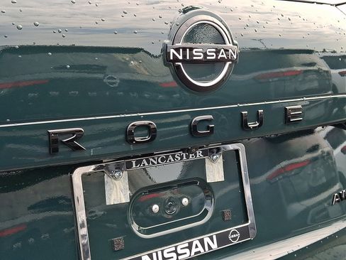 New 2026 Nissan Rogue Dark Armor AWD/4WD image 5