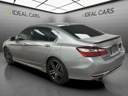 Used 2016 Honda Accord Touring image 7