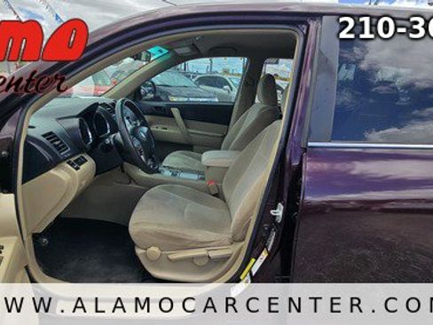 Used 2013 Toyota Highlander FWD image 30