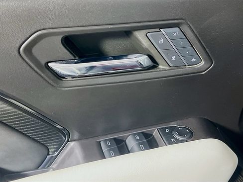 Used 2024 GMC Canyon AT4X AWD/4WD image 16