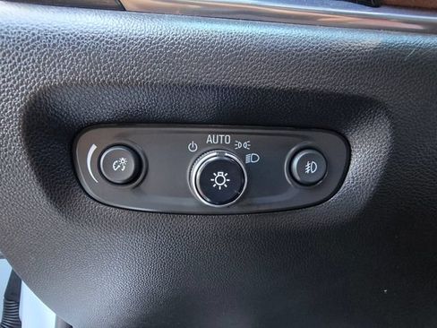 Used 2021 Chevrolet Traverse High Country w/ LPO, Floor Liner Package AWD/4WD image 22