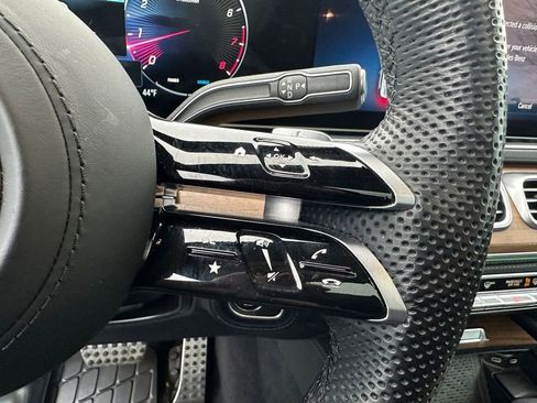 Used 2024 Mercedes-Benz GLS 580 GLS 580 image 23