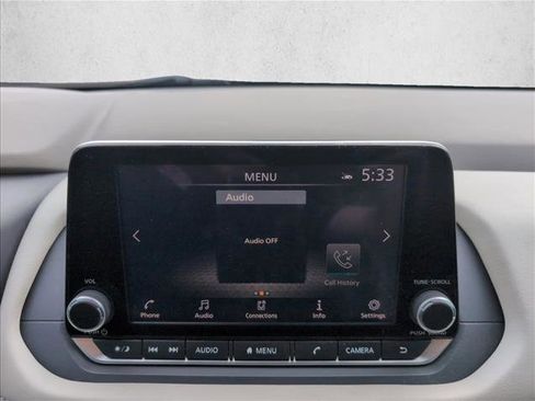 Used 2021 Nissan Rogue SV image 12