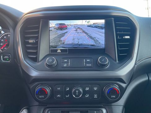 Used 2023 GMC Acadia AT4 w/ Preferred Package image 10