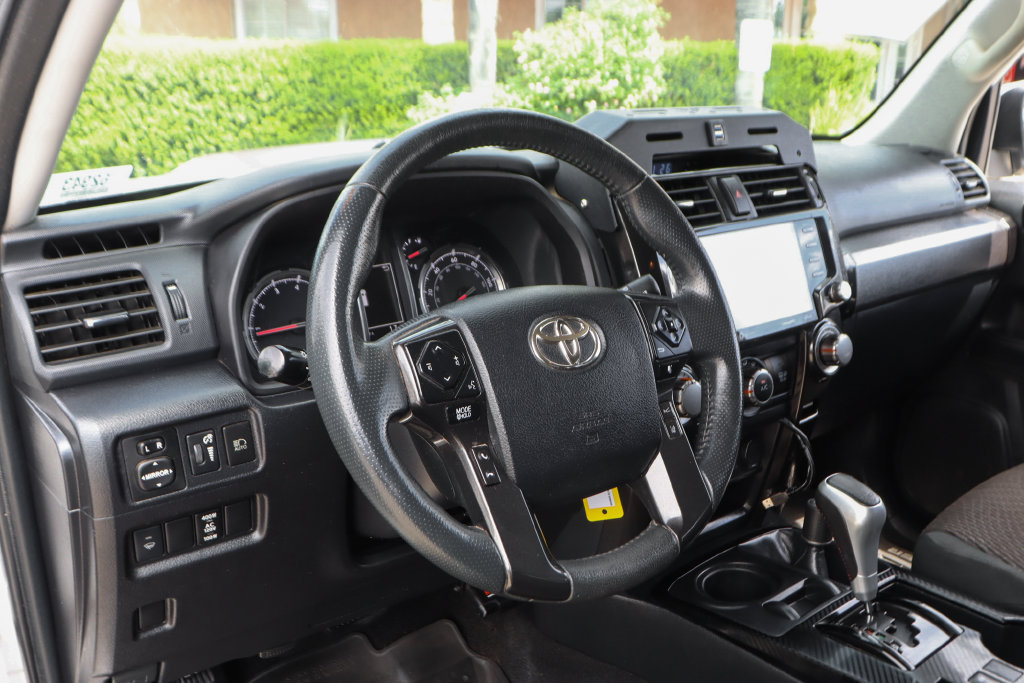Used 2020 Toyota 4Runner TRD Off-Road AWD/4WD image 20