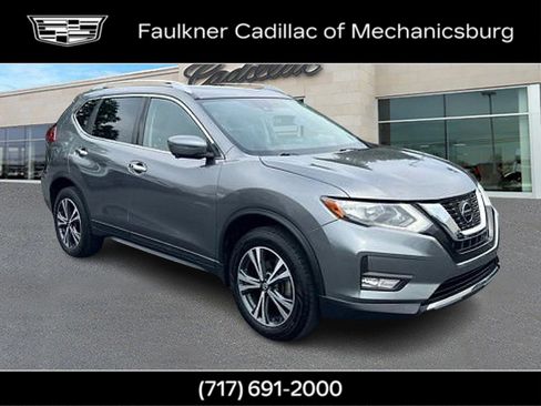 Used 2020 Nissan Rogue SV w/ Sun & Sound Touring Package AWD/4WD image 1