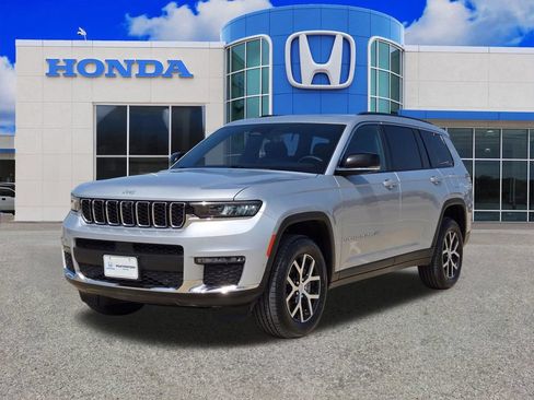 Used 2024 Jeep Grand Cherokee L Limited w/ Luxury Tech Group II AWD/4WD image 7