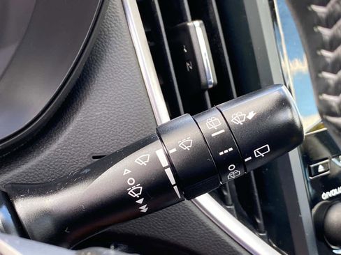 Used 2022 Subaru Forester Premium image 20