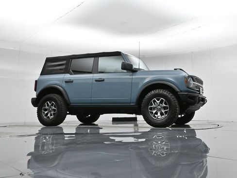 Used 2021 Ford Bronco Badlands image 52