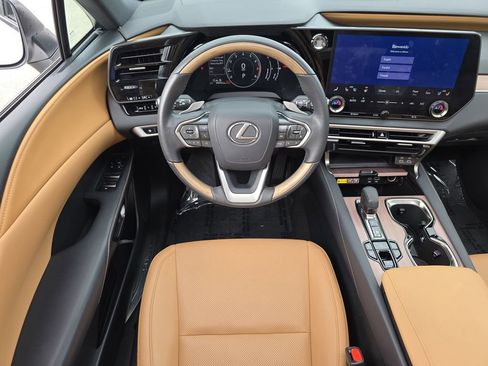 Used 2023 Lexus RX 350 Premium w/ Accessory Package AWD/4WD image 2