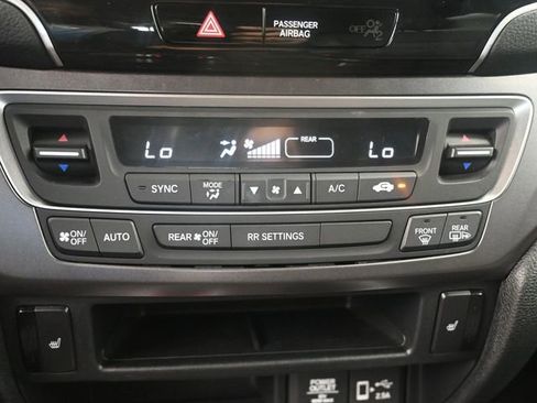 Used 2023 Honda Passport EX-L image 11