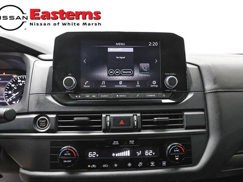 Used 2024 Nissan Pathfinder S AWD/4WD image 12