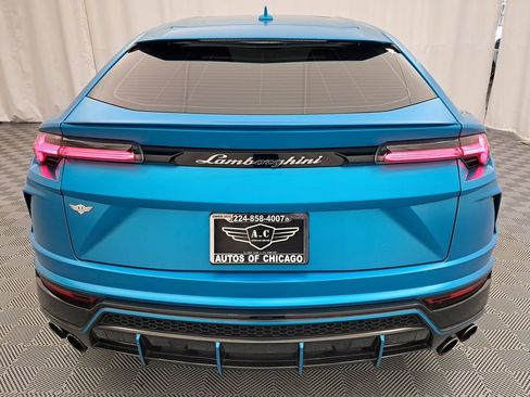Used 2021 Lamborghini Urus image 4