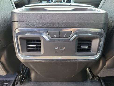 Used 2024 GMC Sierra 2500 Denali w/ Denali Reserve Package AWD/4WD image 11