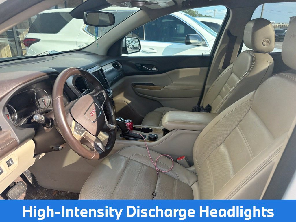 Used 2018 GMC Acadia Denali w/ Technology Package FWD image 15