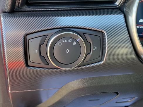 Used 2021 Ford Mustang Shelby GT500 w/ Technology Package image 33