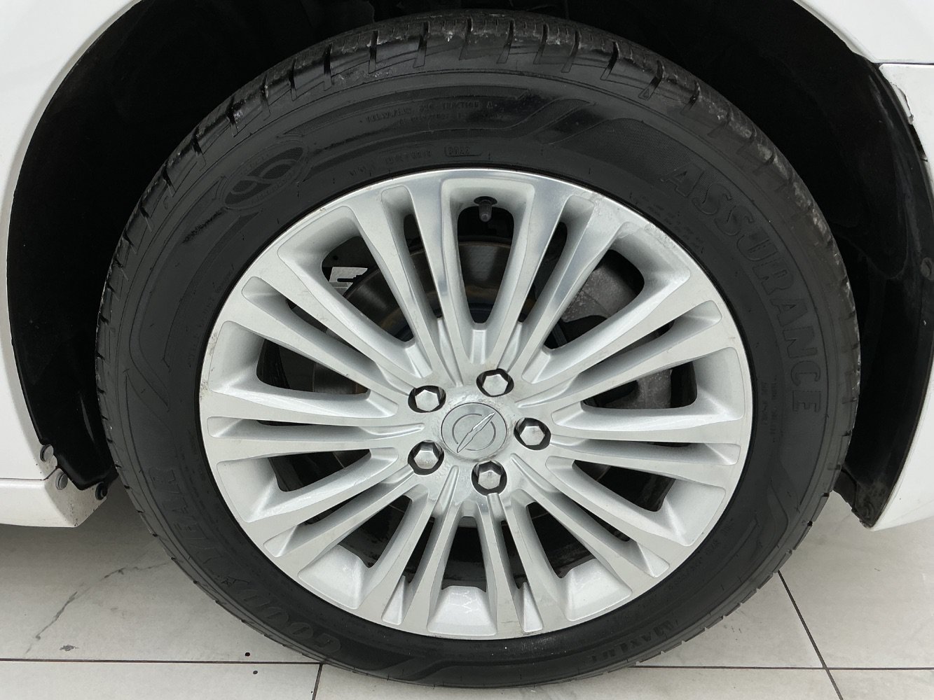 Used 2011 Chrysler 300 C AWD/4WD image 49