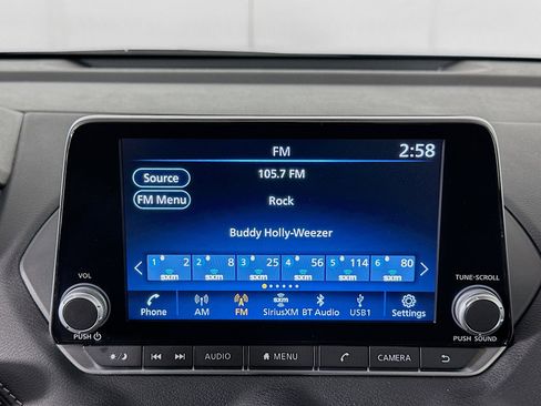 Used 2024 Nissan Sentra SV image 21