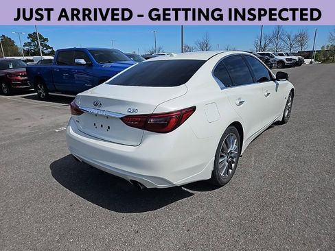 Used 2018 INFINITI Q50 Luxe w/ Essential Package (3.0T Luxe) image 7