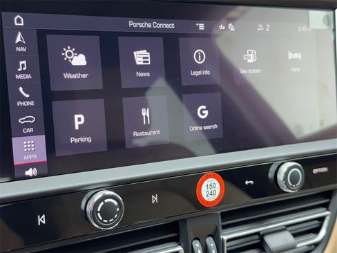 Used 2025 Porsche Macan Turbo image 26