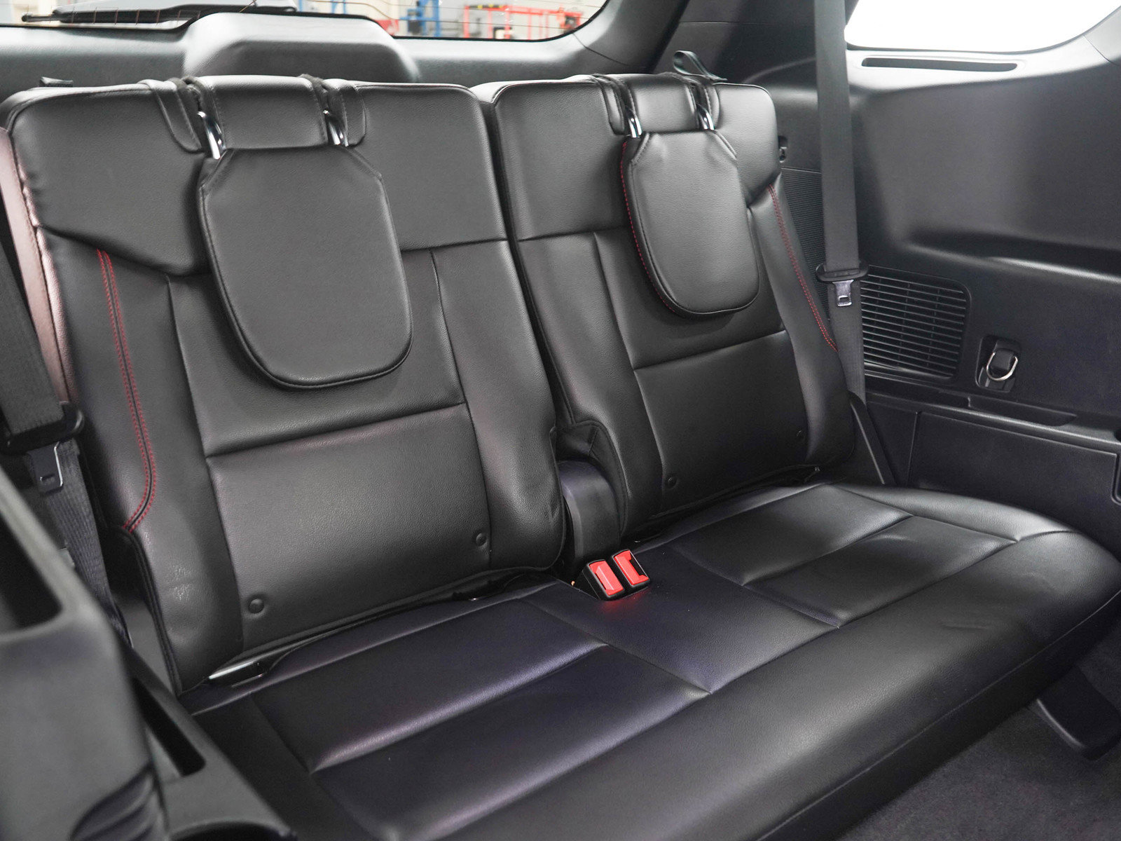 Used 2022 Ford Explorer ST-Line AWD/4WD image 14