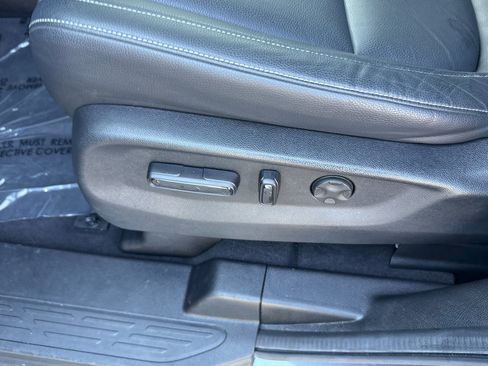 Certified 2024 Honda Odyssey EX-L image 13