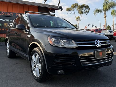 Used 2012 Volkswagen Touareg Hybrid AWD/4WD image 27