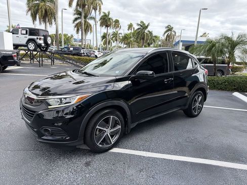 Certified 2022 Honda HR-V EX-L image 4