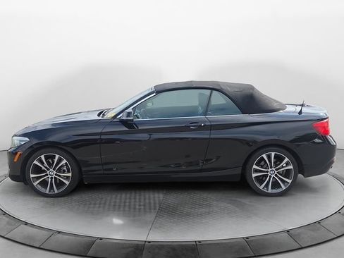Used 2018 BMW 230i Convertible RWD image 2