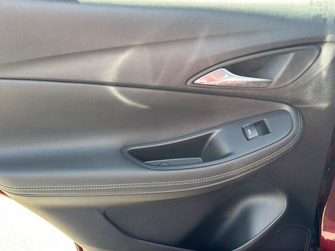 Certified 2024 Buick Encore GX Sport Touring FWD image 18