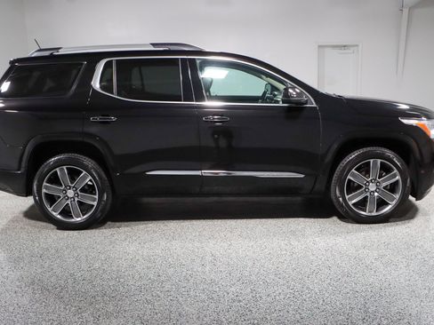 Used 2019 GMC Acadia Denali w/ Technology Package AWD/4WD image 6