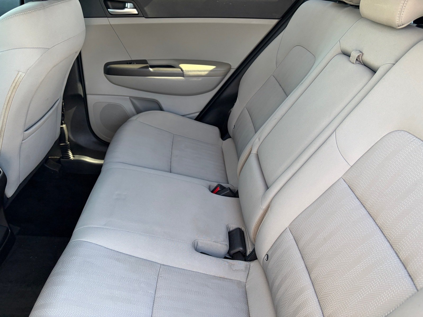Used 2020 Kia Sportage LX AWD/4WD image 13