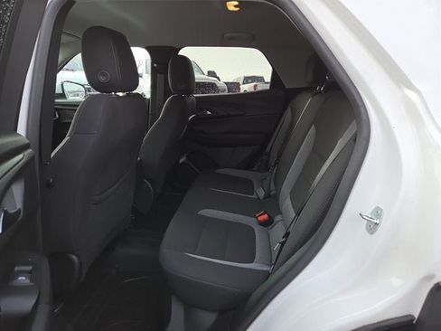 Used 2023 Chevrolet TrailBlazer LT w/ Convenience Package image 11