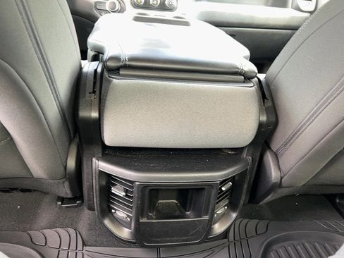 Used 2019 RAM 1500 Big Horn RWD image 26